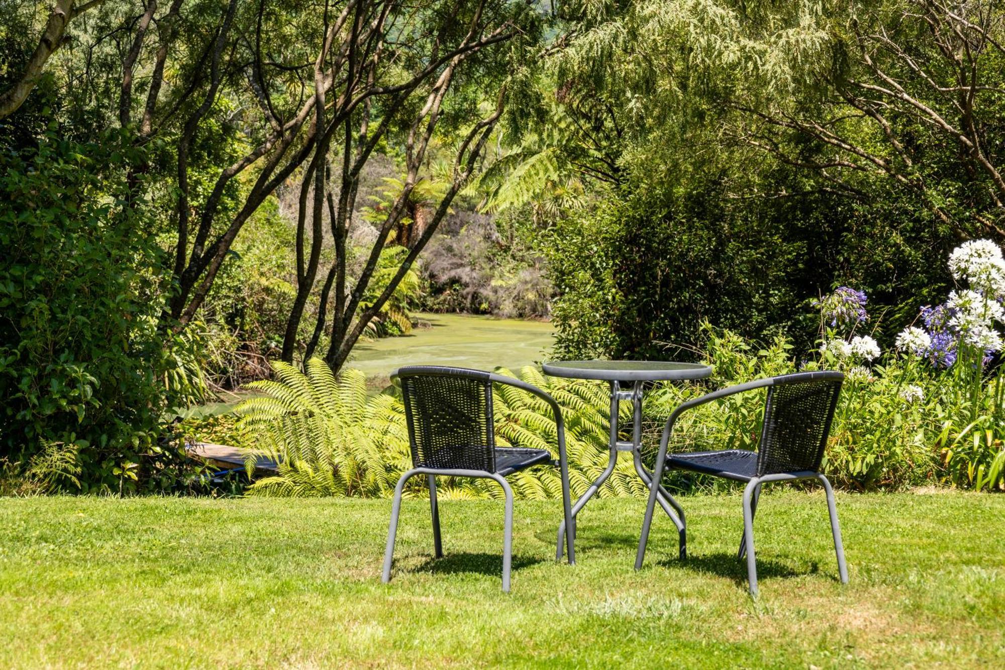 The Ponds On Greenhill Waikanae Exteriör bild